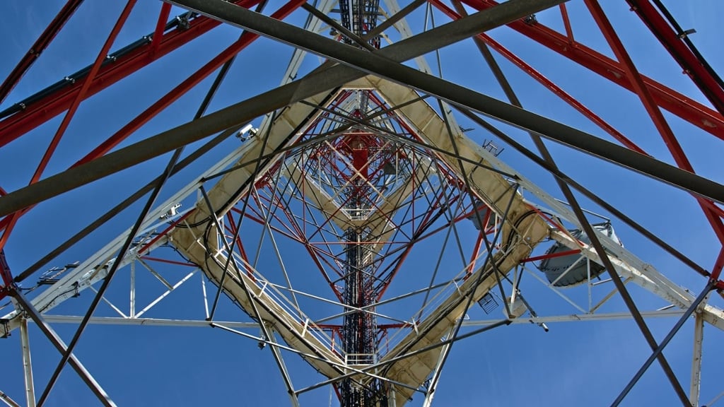 La réglementation des télécommunications doit respecter les besoins des médias