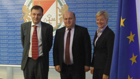 Georgian Finance Minister commits to help GPB restructure its debt