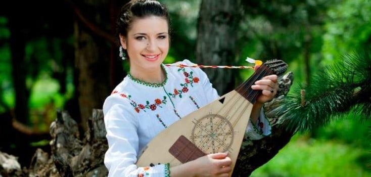 C’est le printemps ! Des chansons du folklore populaire peuvent dès à présent être téléchargées