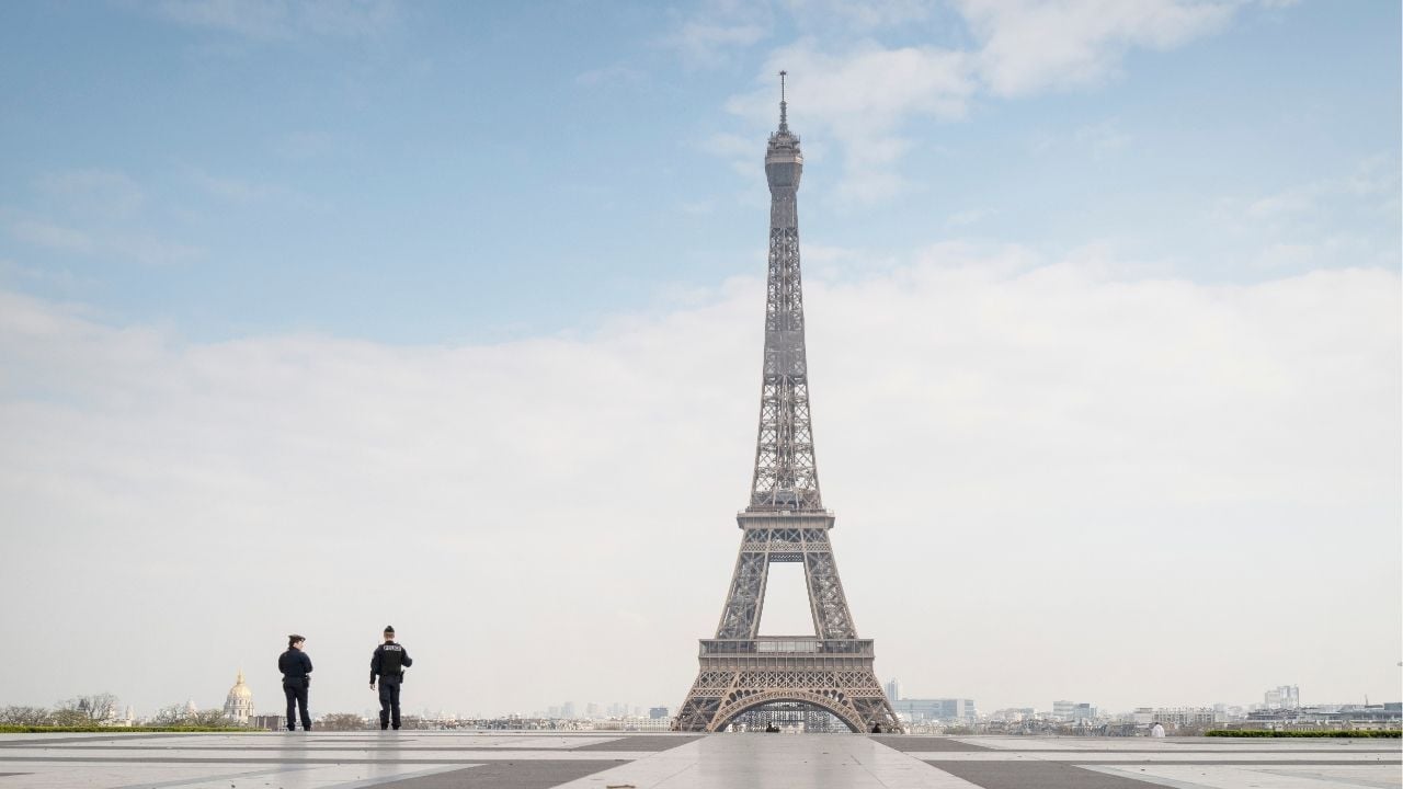 France_Covid_GettyImages_1207534983.jpg